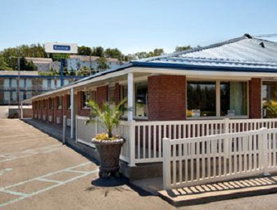 Travelodge Morgantown Exteriör bild